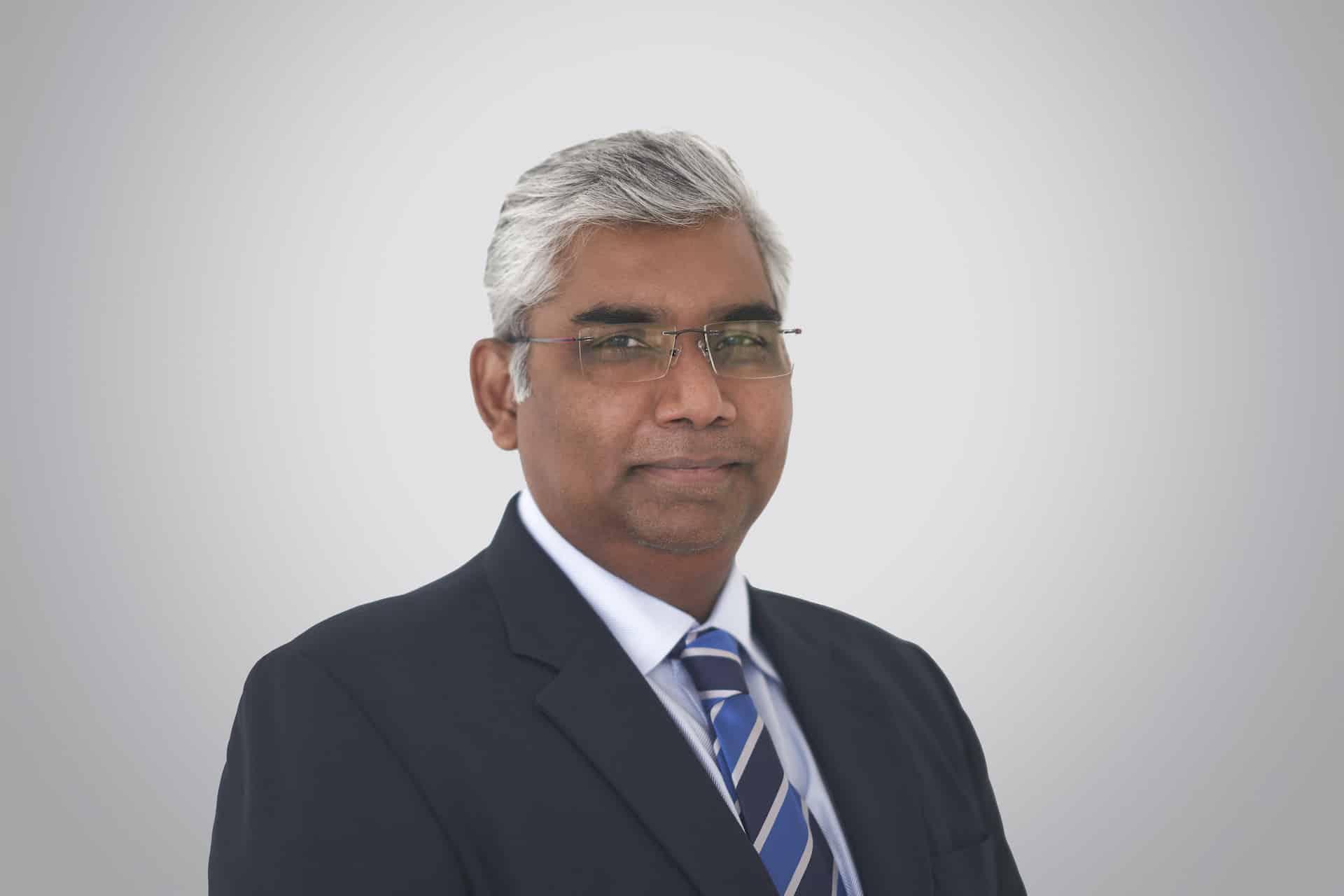 Dr Murali Subramaniam