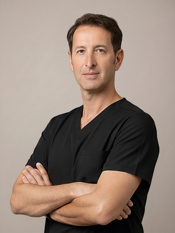 Dr. Levente Deak
