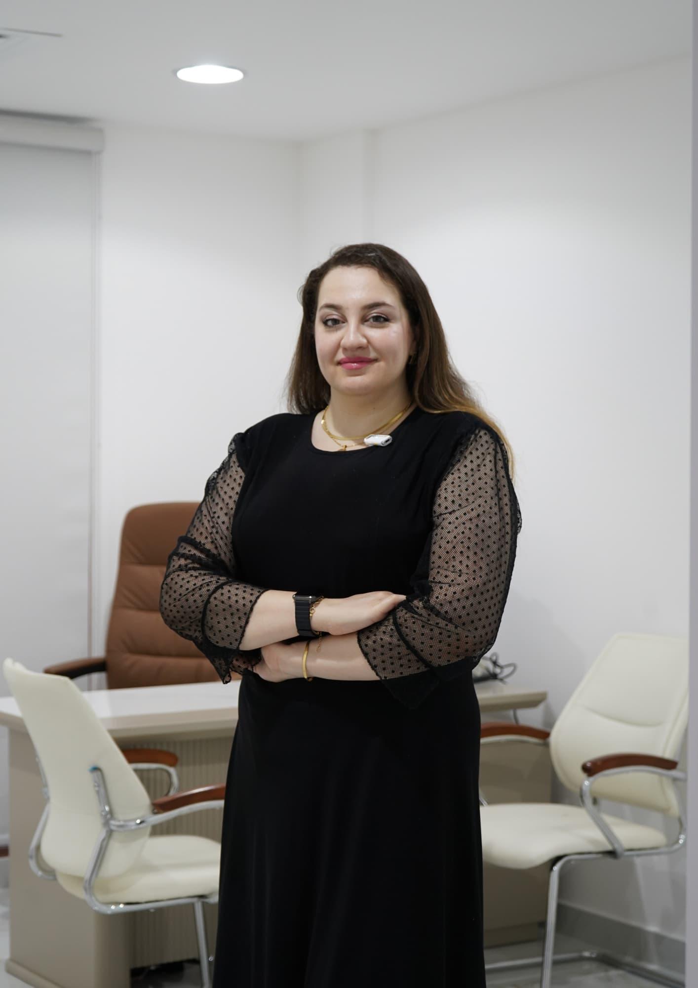 Dr. Nahid Raeidehaghi, MD