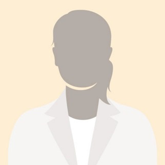 Dr. Bettina Lee